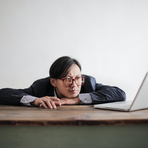 เรากำลังเบื่องาน คือ สัญญาณบอกเหตุว่า เราจำเป็นต้องมองหาการเปลี่ยนแปลง