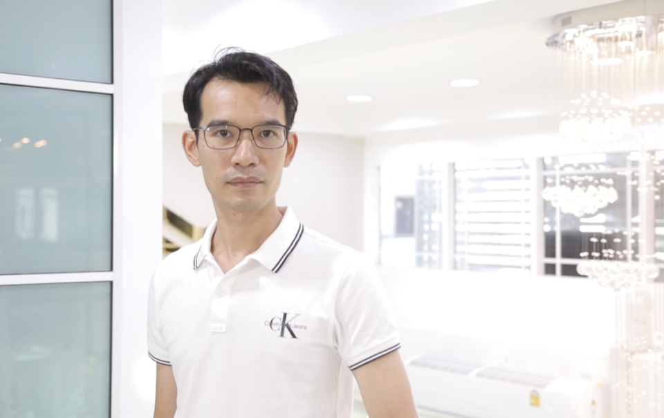 คุณสุวิทย์ ใช้บางยาง - เริ่มต้นจากความสนใจ จนนำไปสู่ความเชี่ยวชาญ