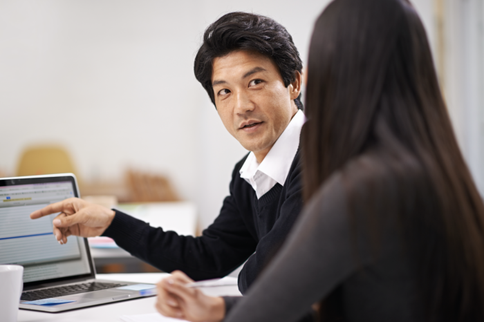 การโค้ชตัวเอง : เมื่อต้องเจอกับความไม่แน่ใจในชีวิตการทำงาน