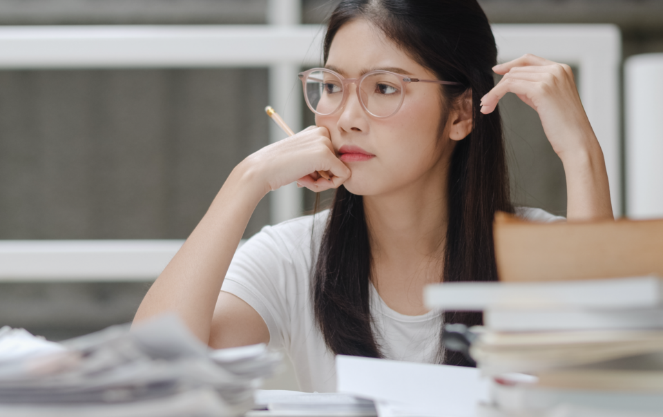 เคยจำศัพท์ได้ แต่ถึงเวลาเอาออกมาใช้ไม่ได้ แถมลืมง่ายอีกด้วย เคยไหม?